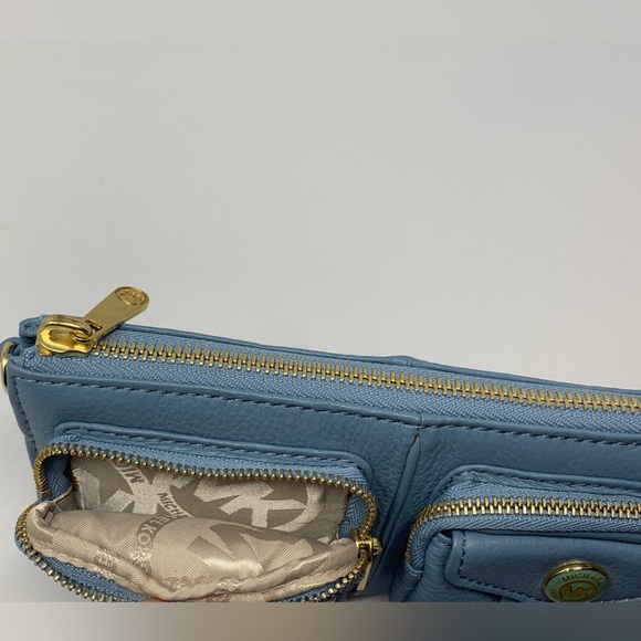 Michael Kors Blue Wallet - Picture 8 of 14